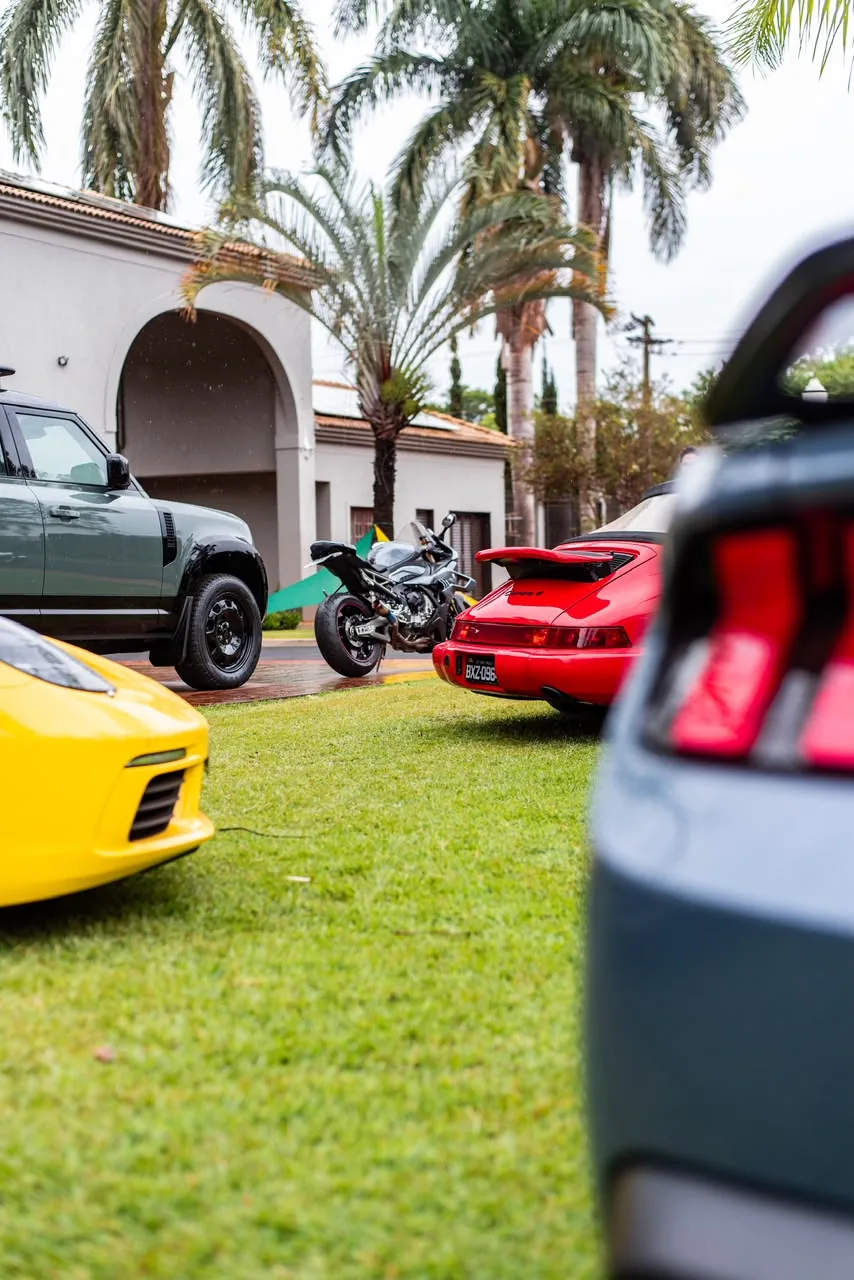 Carros reunidos no Bonicar Experience